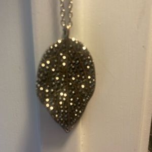 Shimmering leaf pendant